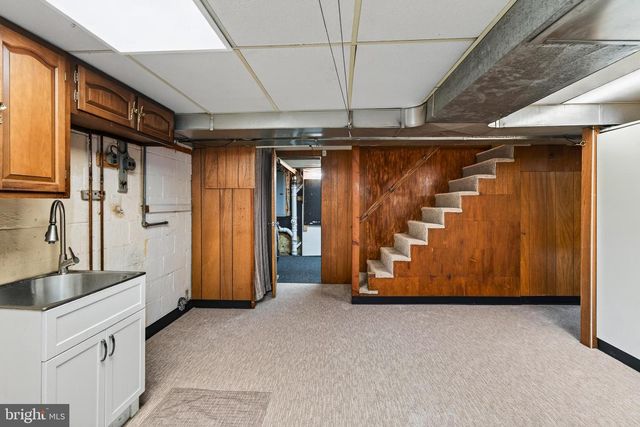 2741 HILLVIEW RD, Broomall, PA 19008