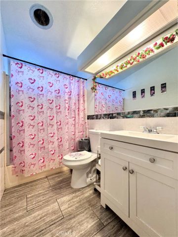 13691 Gavina Ave 355, Sylmar, CA 91342