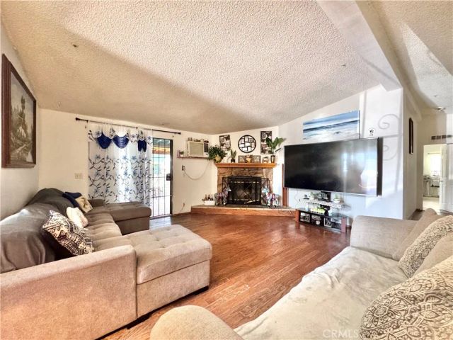 13691 Gavina Ave 355, Sylmar, CA 91342