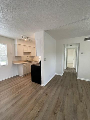 650 SW 15th Avenue 1-10, Fort Lauderdale, FL 33312