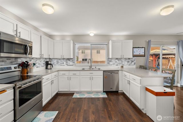 9156 Canal Road SE, Yelm, WA 98597