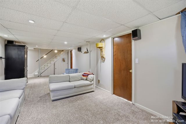 3879 Basswood Drive, Grandville, MI 49418