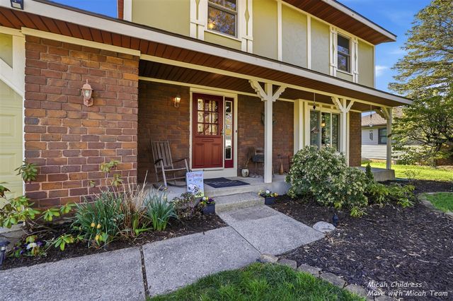 3879 Basswood Drive, Grandville, MI 49418