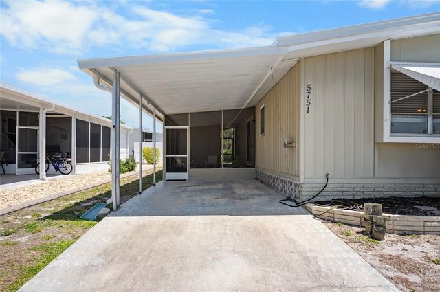 5751 HYACINTH ROAD, Venice, FL 34293