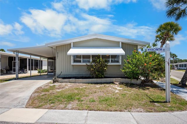 5751 HYACINTH ROAD, Venice, FL 34293