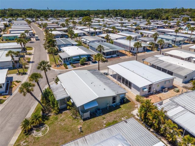 5751 HYACINTH ROAD, Venice, FL 34293