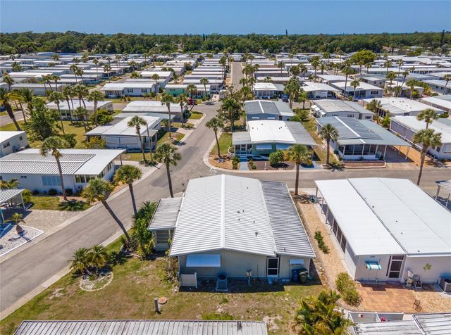 5751 HYACINTH ROAD, Venice, FL 34293