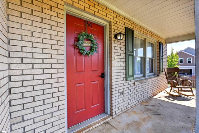 164 Old Furnace Road, Boiling Springs, SC 29316