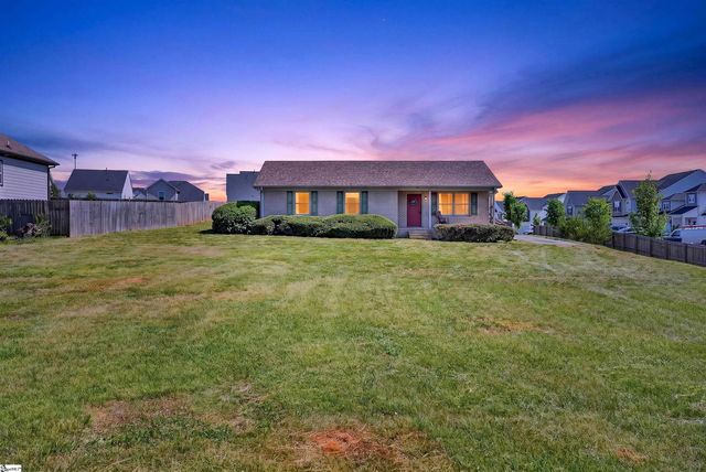 164 Old Furnace Road, Boiling Springs, SC 29316