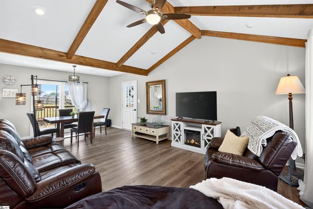 164 Old Furnace Road, Boiling Springs, SC 29316