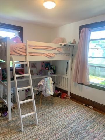 68 Evarts Street, Newport, RI 02840