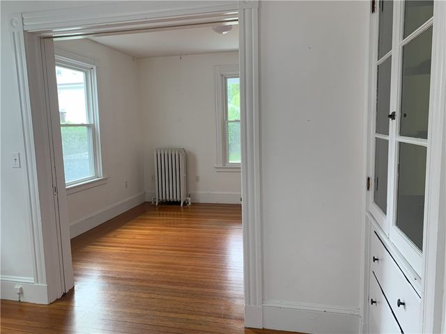 68 Evarts Street, Newport, RI 02840