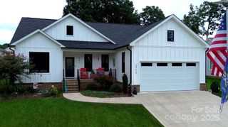 2772 Emperor Street 33, Claremont, NC 28610