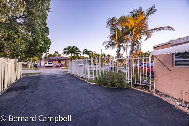 918 NW 13th Ct 1, Fort Lauderdale, FL 33311