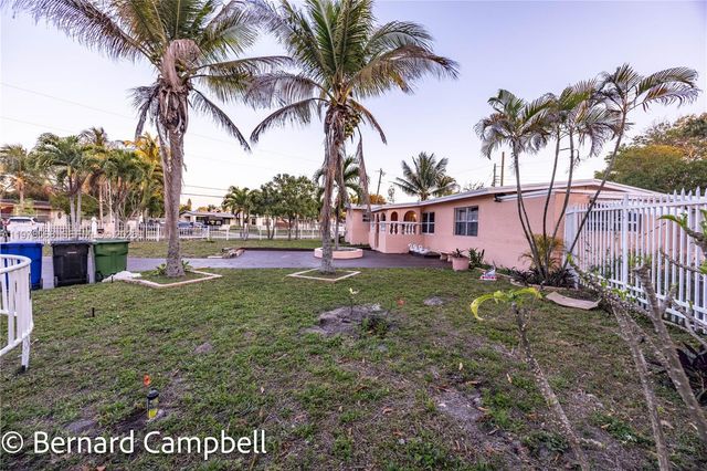 918 NW 13th Ct 1, Fort Lauderdale, FL 33311