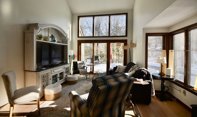 608 Otter Road, Grantham, NH 03753