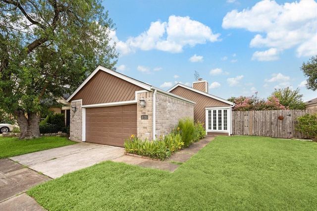 3907 Moss Tree Road, Houston, TX 77043