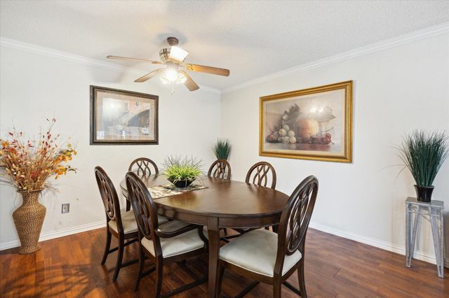 3907 Moss Tree Road, Houston, TX 77043