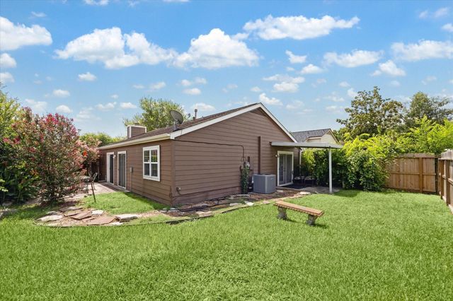 3907 Moss Tree Road, Houston, TX 77043