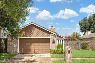 3907 Moss Tree Road, Houston, TX 77043