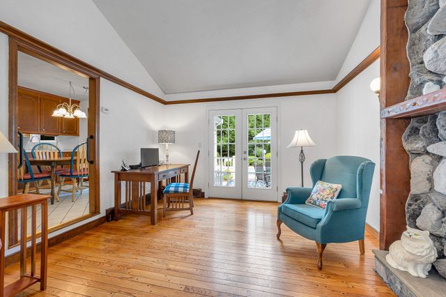 6 Murphy Circle, Framingham, MA 01701
