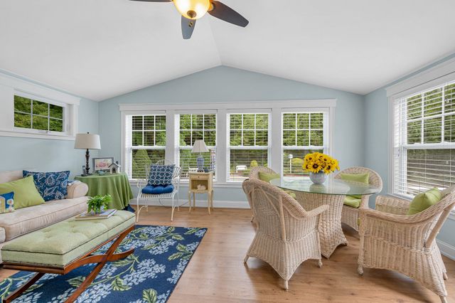 6 Murphy Circle, Framingham, MA 01701