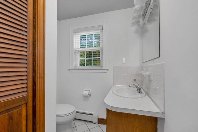6 Murphy Circle, Framingham, MA 01701