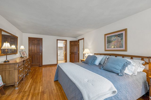 6 Murphy Circle, Framingham, MA 01701