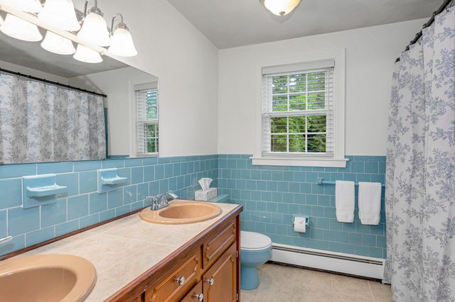 6 Murphy Circle, Framingham, MA 01701