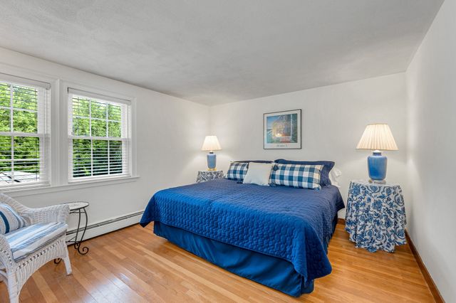 6 Murphy Circle, Framingham, MA 01701