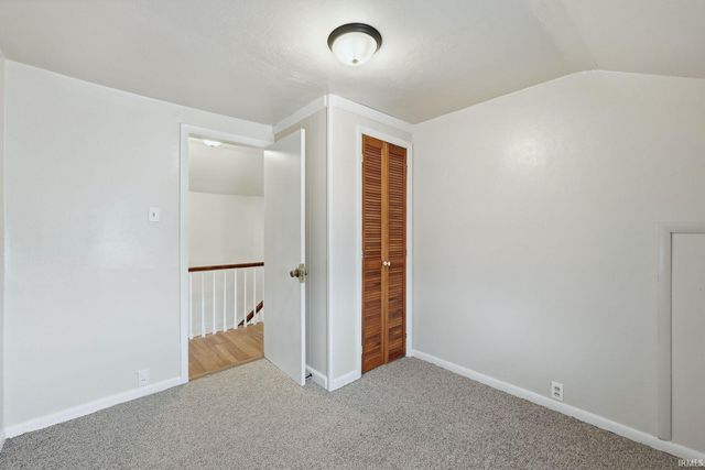 111 Marshall Avenue, Columbia City, IN 46725