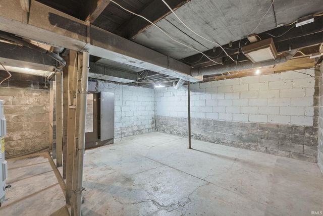 111 Marshall Avenue, Columbia City, IN 46725