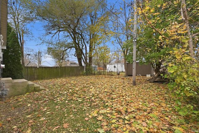 111 Marshall Avenue, Columbia City, IN 46725