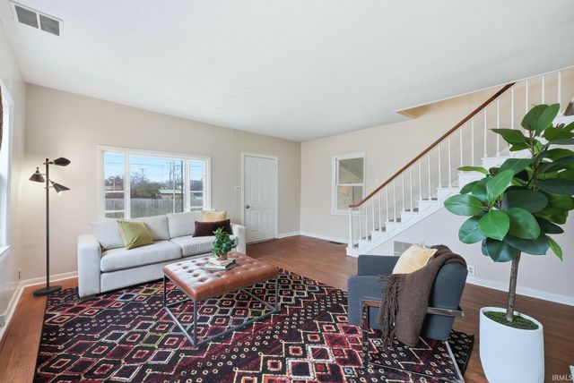 111 Marshall Avenue, Columbia City, IN 46725