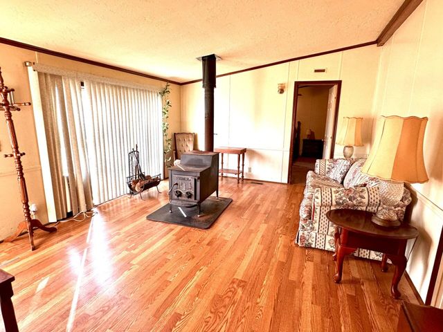 768 Neave Milford Road, Falmouth, KY 41040