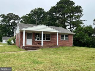 9253 JONES DR, Laurel, DE 19956