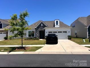 12926 Canterbury Castle Drive, Charlotte, NC 28273