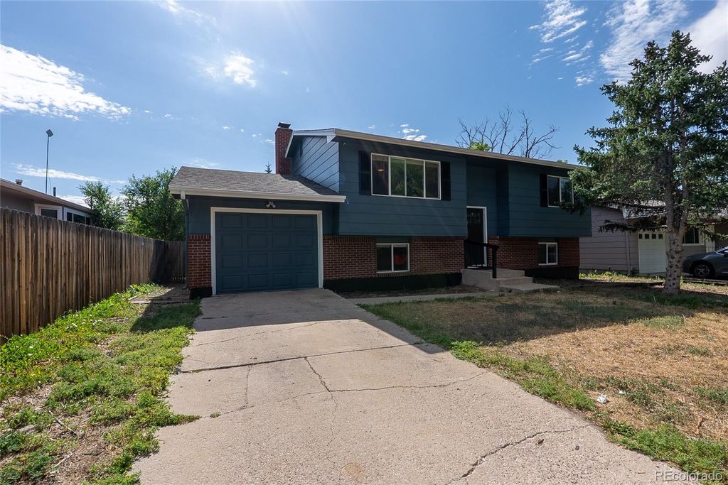 925 Arrawanna Street, Colorado Springs, CO 80909