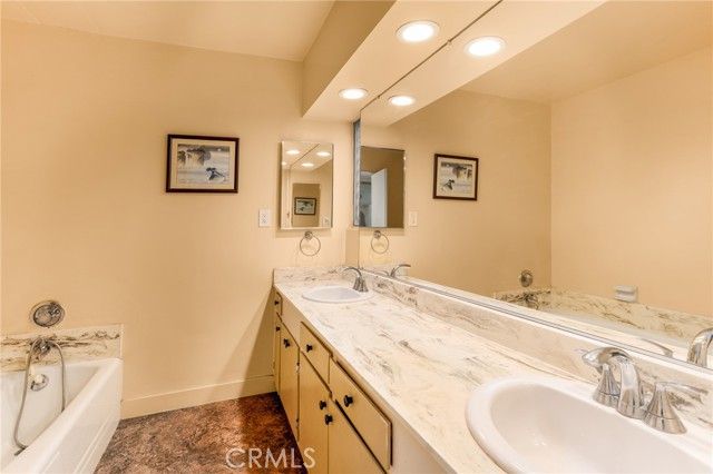 615 E Olive A, Burbank, CA 91501