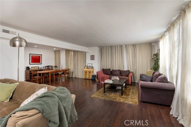 615 E Olive A, Burbank, CA 91501