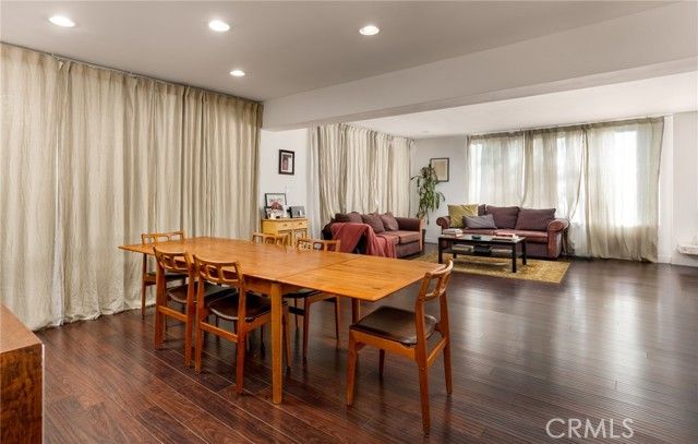 615 E Olive A, Burbank, CA 91501