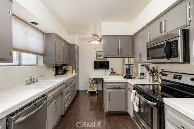 615 E Olive A, Burbank, CA 91501