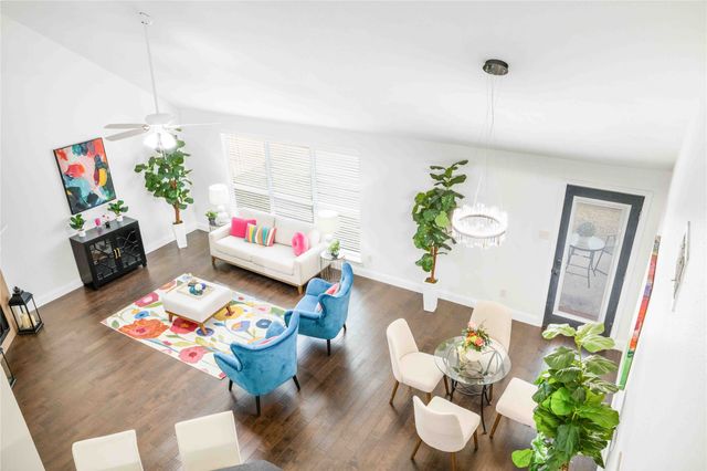 11157 Boulder Ridge Drive, Fort Worth, TX 76140