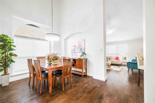 11157 Boulder Ridge Drive, Fort Worth, TX 76140