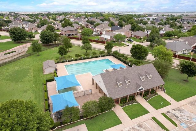 11157 Boulder Ridge Drive, Fort Worth, TX 76140