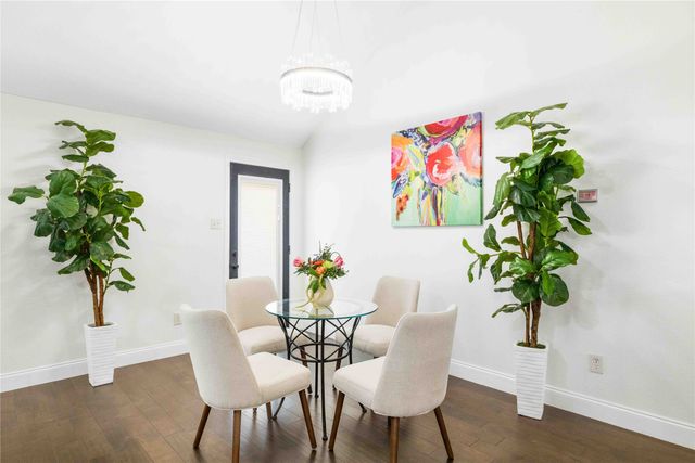 11157 Boulder Ridge Drive, Fort Worth, TX 76140