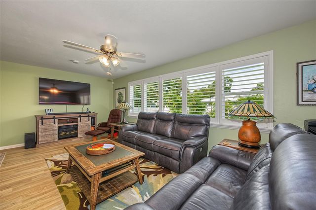 155 SEASIDE COURT, Palm Harbor, FL 34684