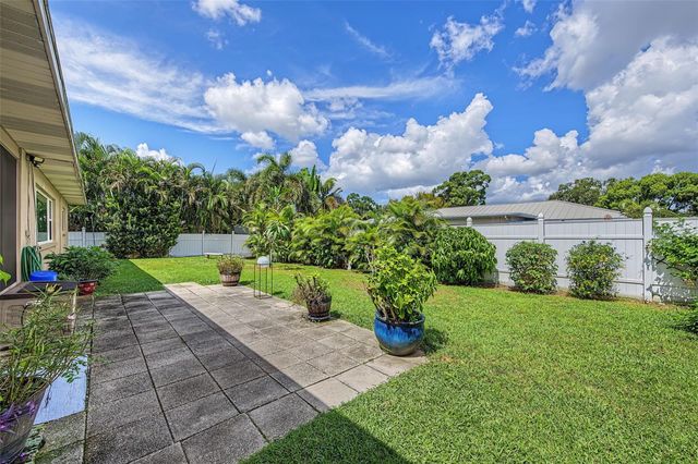 155 SEASIDE COURT, Palm Harbor, FL 34684