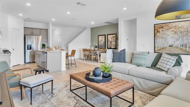 402 Mustang Lake CIR, Buda, TX 78610
