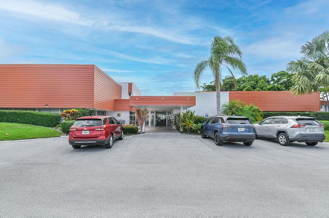 2600 SE Ocean Boulevard X14, Stuart, FL 34996